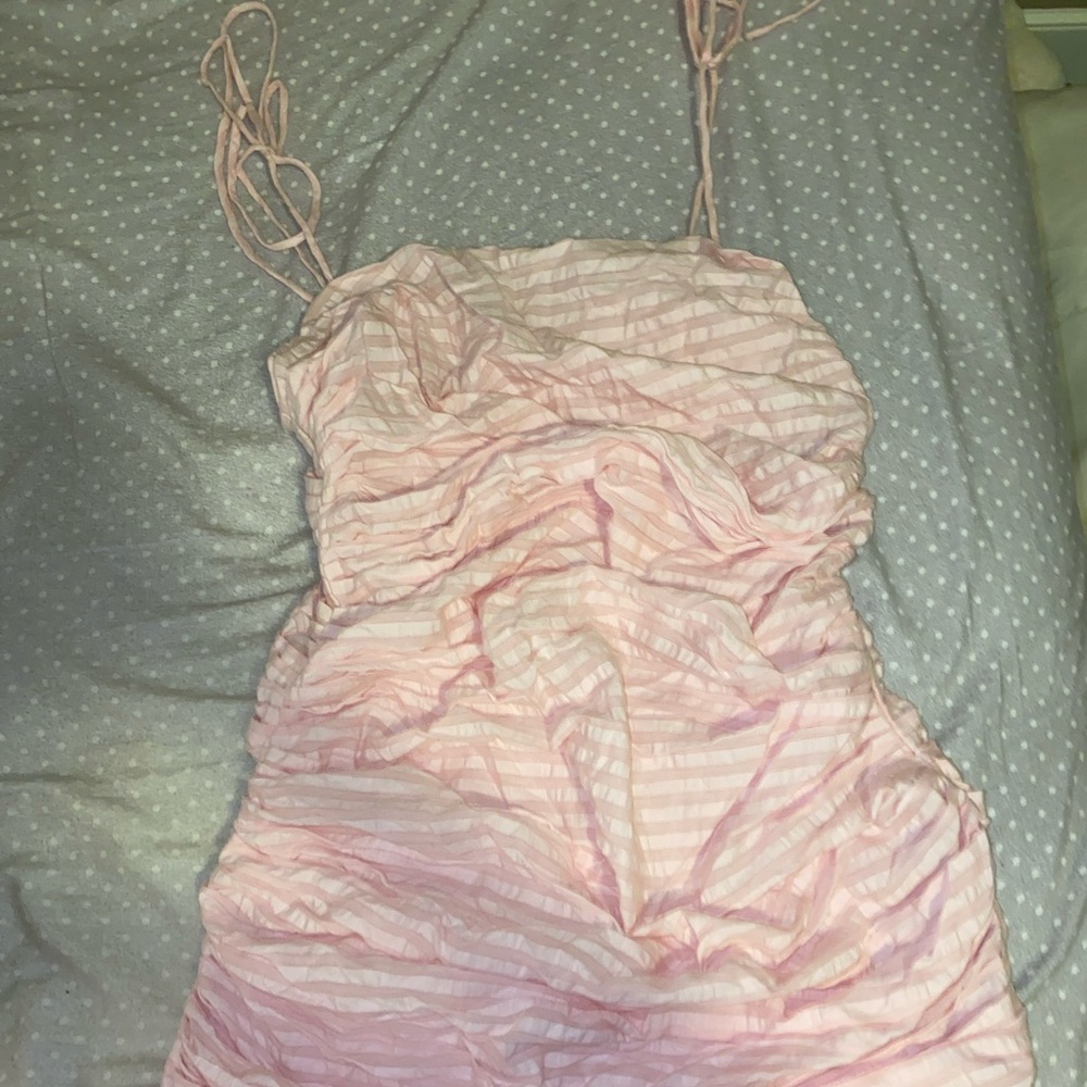 Lovers and friends pink dress (needs to be ironed)